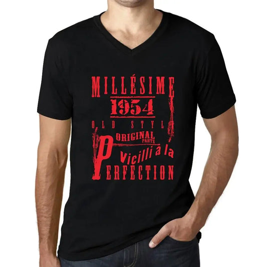 Men's Graphic T-Shirt V Neck Vintage Aged to Perfection 1954 – Millésime Vieilli à la Perfection 1954 – 70th Birthday Anniversary 70 Year Old Gift 1954 Vintage Eco-Friendly Short Sleeve Novelty Tee